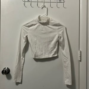 Aeropostale Plain White Long Sleeves Crop Top